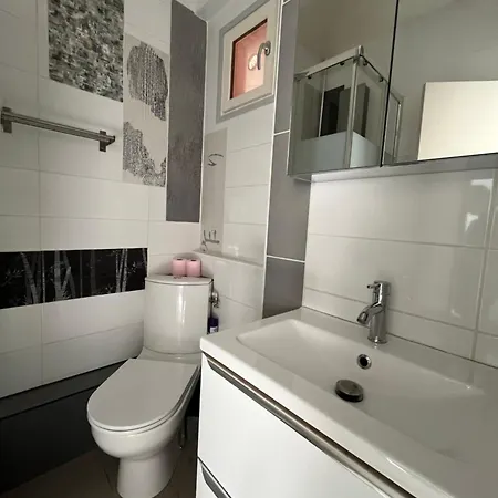 Apartment Sympathique Studio